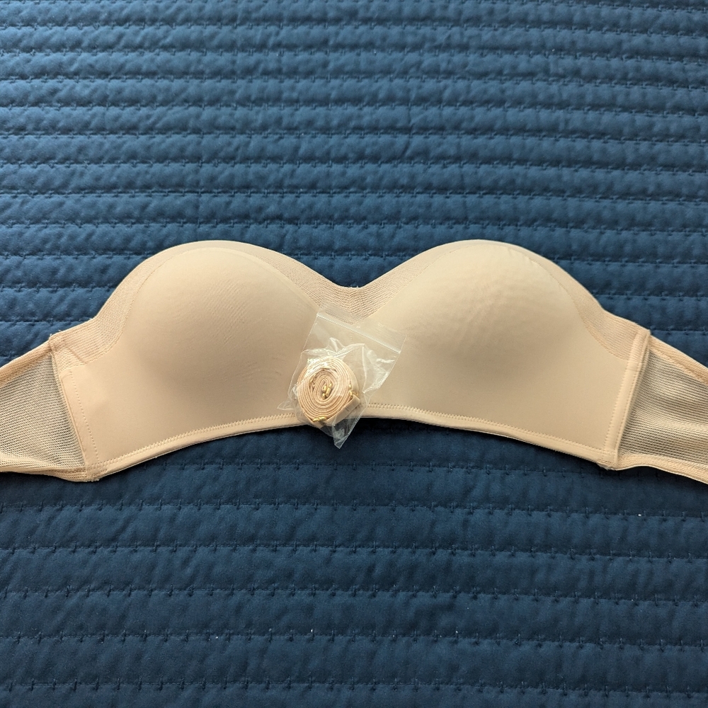 NWOT Lively strapless bra